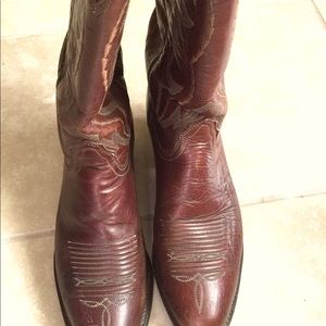 Lucchese  women’s cowboy boot size 8.5 EE